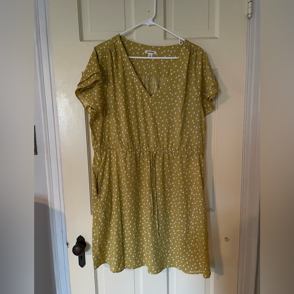 Good threads yellow polka dot dress size xl